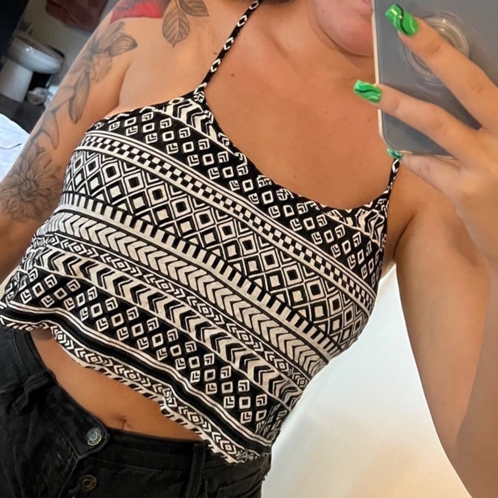 Forever 21 cropped tank top